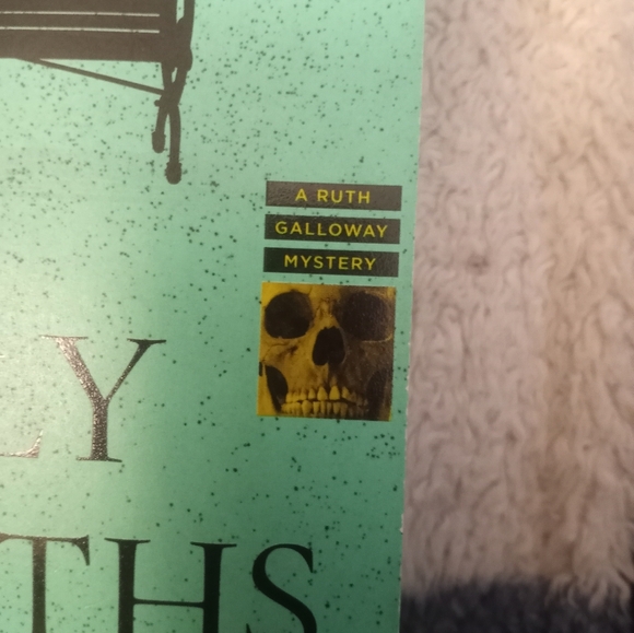 The Chalk Pit Book - Picture 5 of 7